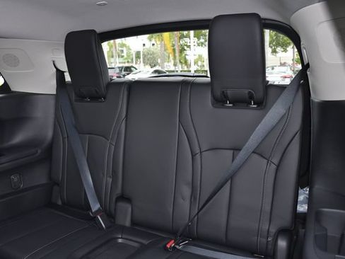 New 2027 INFINITI QX60 Luxe w/ Cargo Package FWD image 29