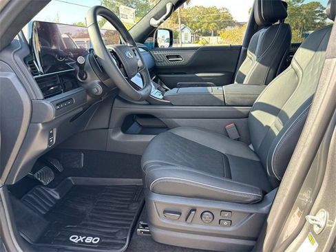 New 2026 INFINITI QX80 Autograph w/ Premium Cargo Package image 11