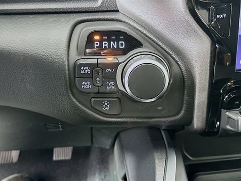 New 2026 RAM 1500 Big Horn AWD/4WD image 17
