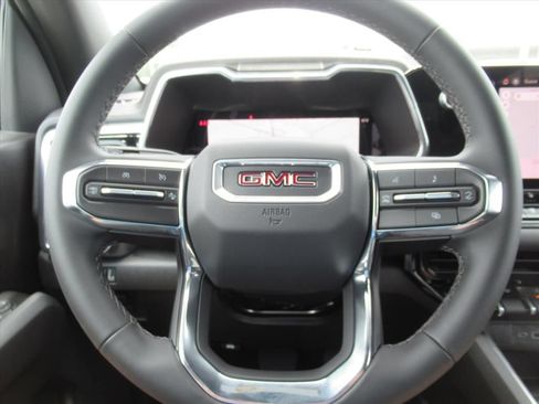 New 2026 GMC Canyon Elevation w/ Convenience Package RWD image 20