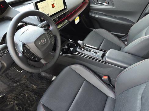 New 2026 Toyota Prius Plug-In Hybrid w/ Limited Premium Package FWD image 7