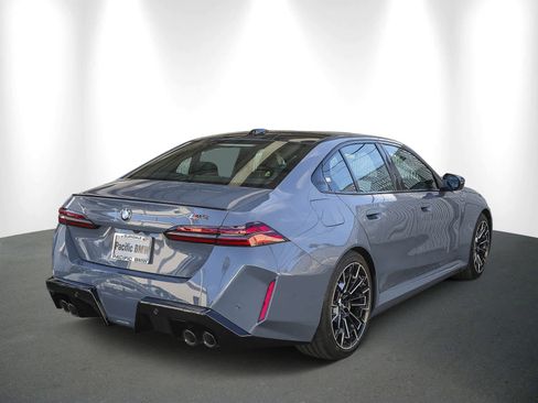 New 2026 BMW M5 w/ Executive Package image 6