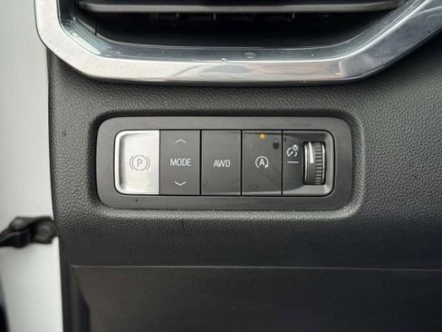 Used 2024 GMC Acadia Elevation w/ Trailering Package AWD/4WD image 22