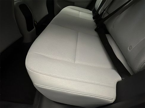 Certified 2025 Hyundai Kona SE image 12