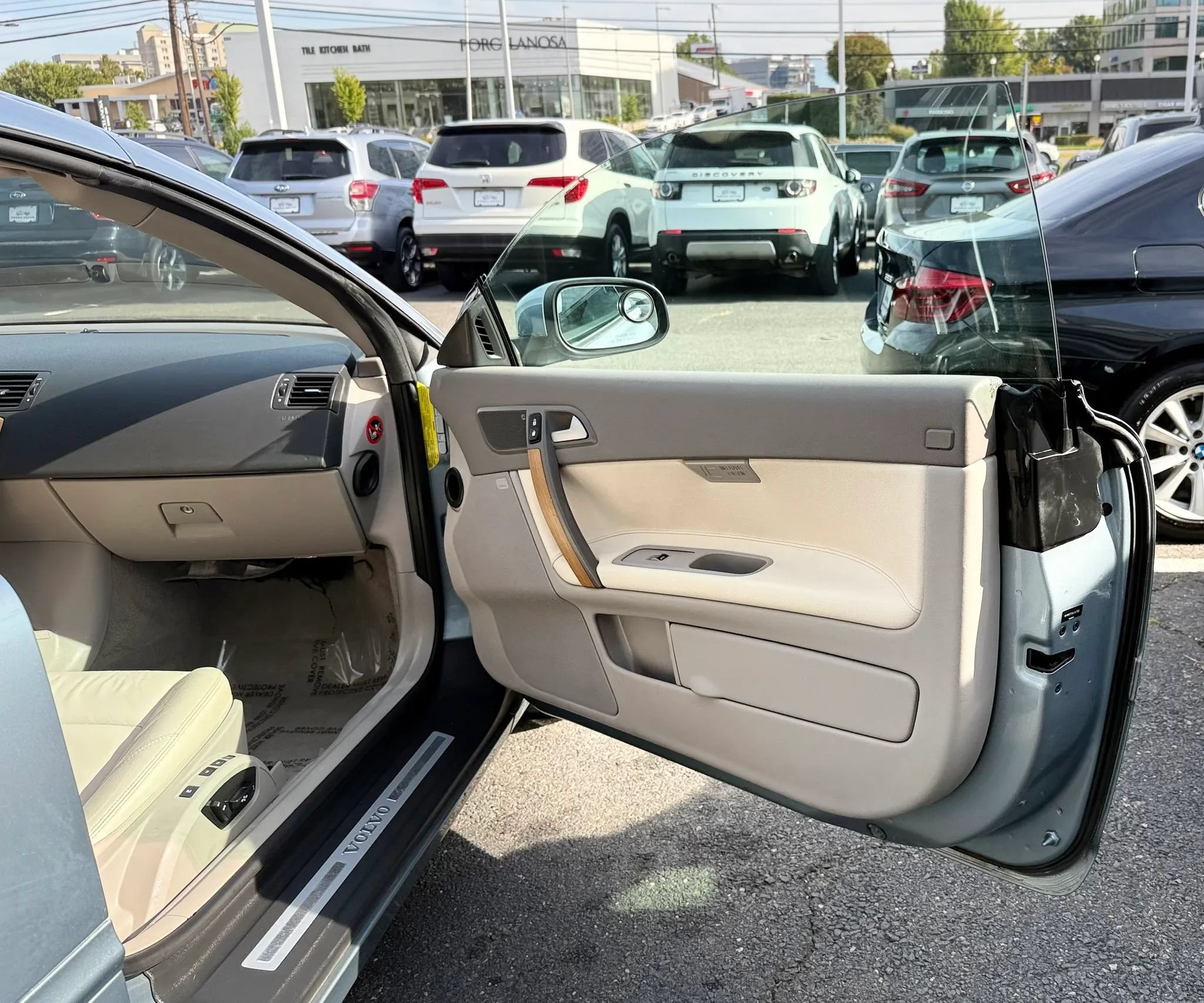 Used 2008 Volvo C70 T5 FWD image 31