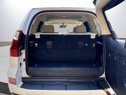 Used 2020 Lexus GX 460 Premium AWD/4WD image 27