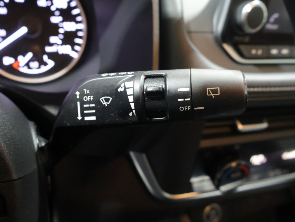 Used 2023 Nissan Rogue SV AWD/4WD image 36
