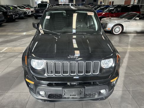 Used 2022 Jeep Renegade Latitude w/ Convenience Group image 16