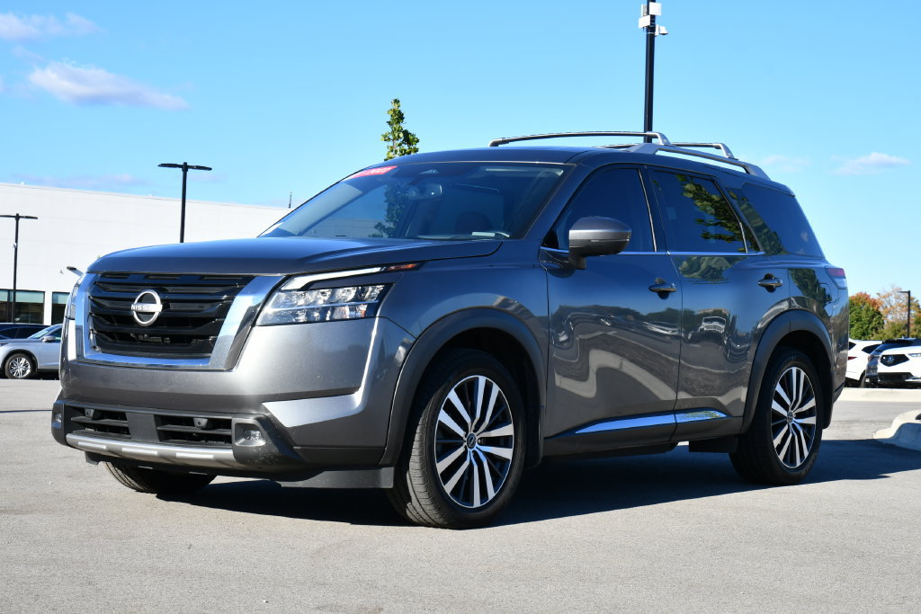 Used 2022 Nissan Pathfinder Platinum w/ Cargo Package AWD/4WD image 5