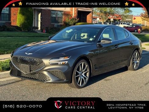 Used 2023 Genesis G70 2.0T image 1