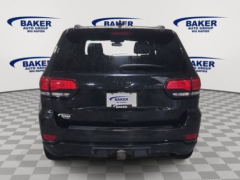 Used 2018 Jeep Grand Cherokee Altitude image 5