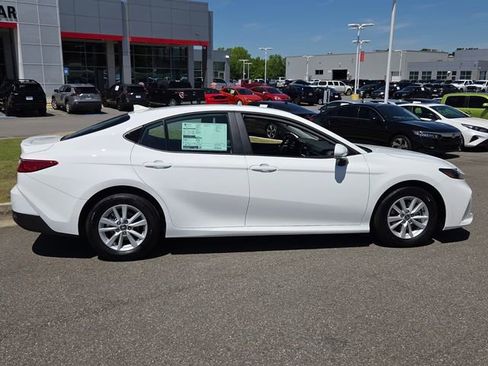 New 2026 Toyota Camry LE FWD image 13