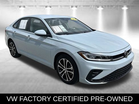 Certified 2026 Volkswagen Jetta Sport FWD image 3