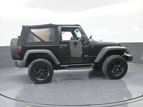 Used 2017 Jeep Wrangler Sport AWD/4WD image 7