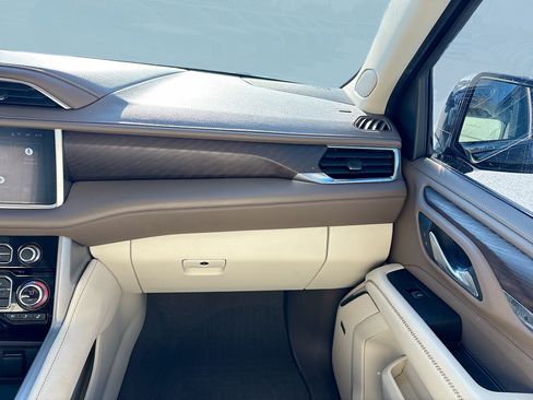 Used 2022 GMC Yukon Denali image 19