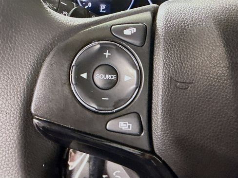 Used 2018 Honda HR-V EX image 14
