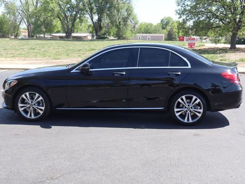 Used 2018 Mercedes-Benz C 300 4MATIC Sedan w/ Premium Package image 9