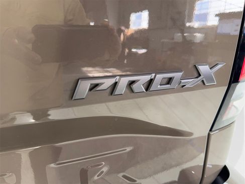 Used 2022 Nissan Frontier Pro-X w/ Pro-X Premium Package image 24