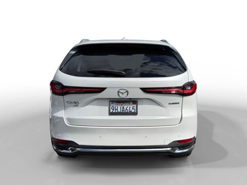 Used 2024 MAZDA CX-90 Plug-In Hybrid w/ Premium Pkg AWD/4WD image 4