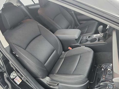 Used 2019 Subaru Legacy 2.5i Premium AWD/4WD image 23