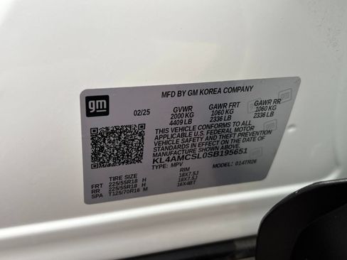 Used 2025 Buick Encore GX Preferred AWD/4WD image 27