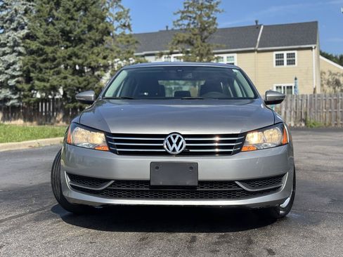Used 2012 Volkswagen Passat 2.5 SE FWD image 12