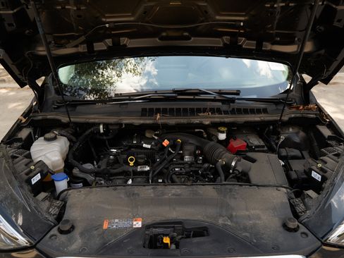 Used 2024 Ford Edge Titanium image 48