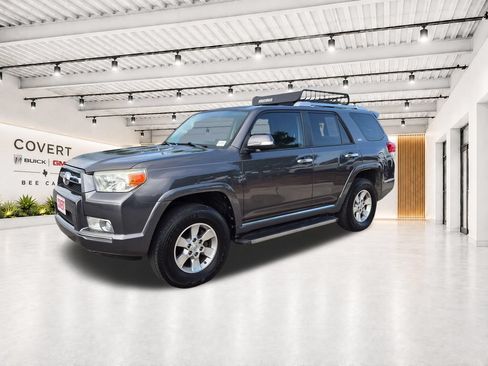 Used 2011 Toyota 4Runner SR5 AWD/4WD image 4