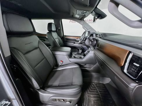 Used 2023 GMC Sierra 1500 Denali w/ Technology Package AWD/4WD image 40