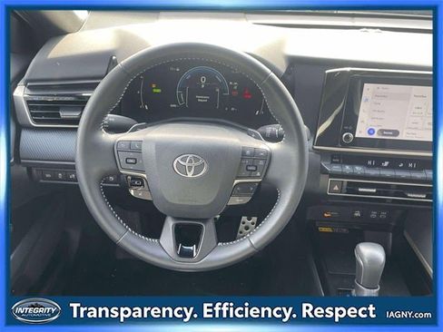 Certified 2025 Toyota Camry SE image 14