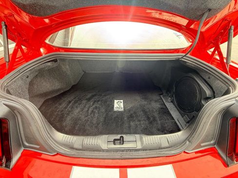 Used 2020 Ford Mustang Shelby GT350 w/ Technology Package image 33