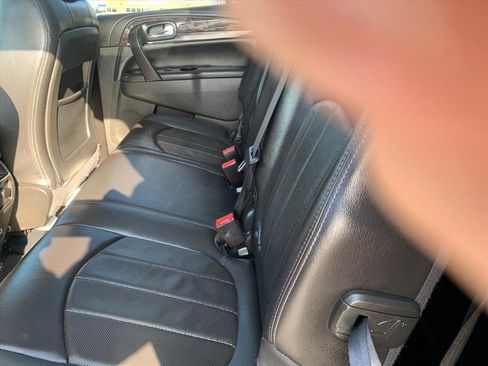 Used 2017 Buick Enclave Leather image 13