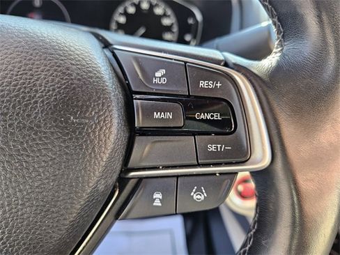 Used 2020 Honda Accord Touring image 27