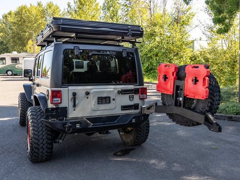 Used 2018 Jeep Wrangler Unlimited Rubicon AWD/4WD image 15