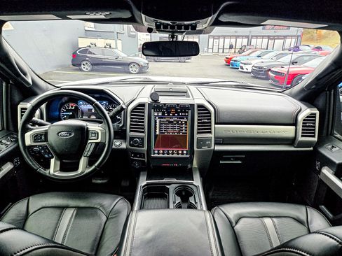 Used 2021 Ford F250 Platinum w/ FX4 Off-Road Package image 17