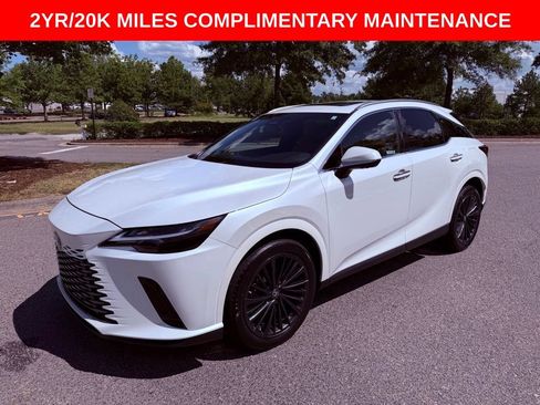 Used 2025 Lexus RX 350 Premium w/ Convenience Package FWD image 3