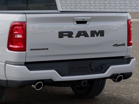 New 2026 RAM 1500 4x4 Crew Cab image 13