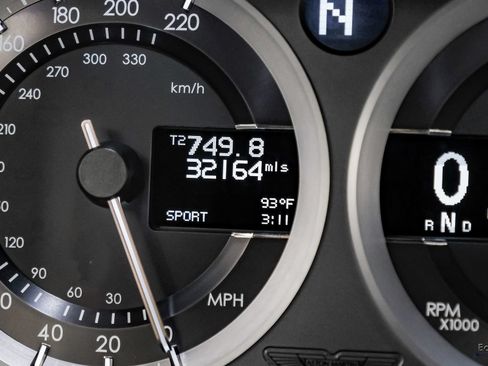Used 2014 Aston Martin V8 Vantage S RWD image 88