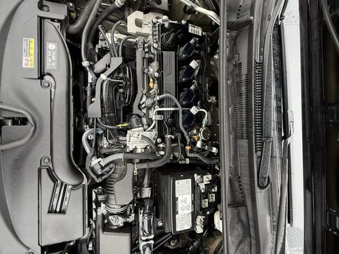 Used 2024 Toyota Corolla LE image 24