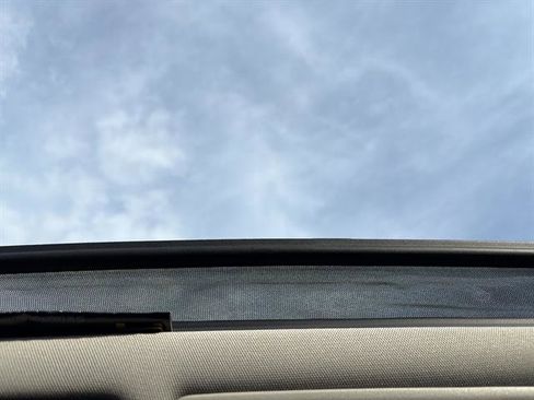 New 2026 Volkswagen Taos SE image 25