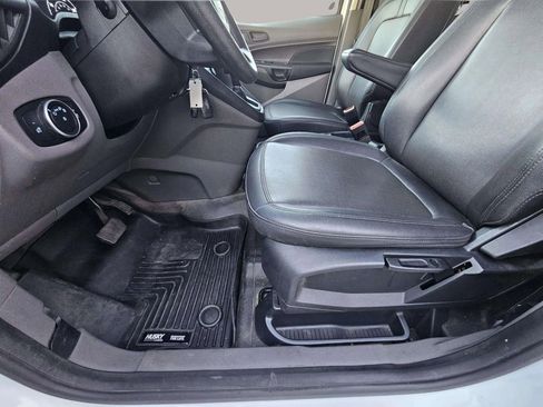 Used 2020 Ford Transit Connect XL image 20