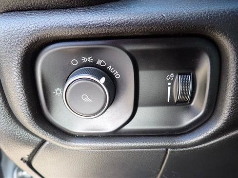 Used 2022 RAM 3500 Tradesman AWD/4WD image 12