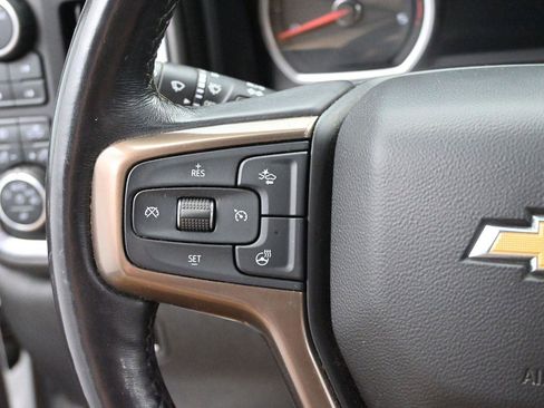 Used 2022 Chevrolet Silverado 2500 High Country AWD/4WD image 17