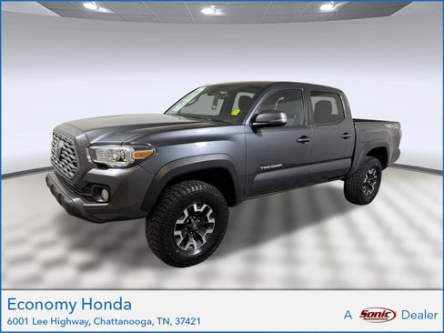 Used 2023 Toyota Tacoma TRD Off-Road w/ Technology Package AWD/4WD image 1