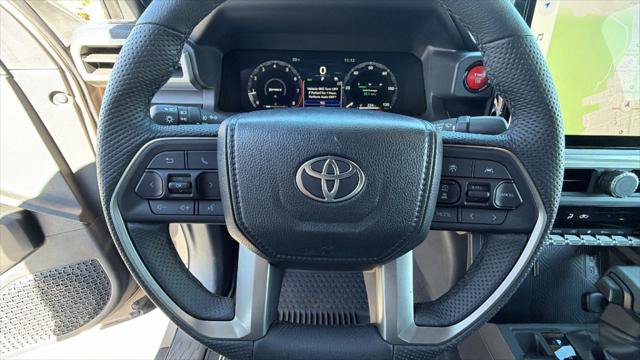 Certified 2026 Toyota Tacoma TRD Off-Road AWD/4WD image 18