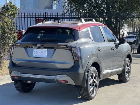 New 2026 Nissan Kicks SV image 4