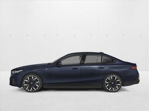 New 2027 BMW i5 eDrive40 RWD image 2