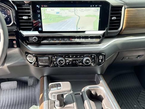 New 2026 Chevrolet Silverado 1500 High Country w/ Technology Package AWD/4WD image 26
