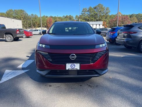 Used 2025 Nissan Murano SV image 3