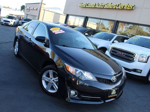 Used 2013 Toyota Camry SE FWD image 32